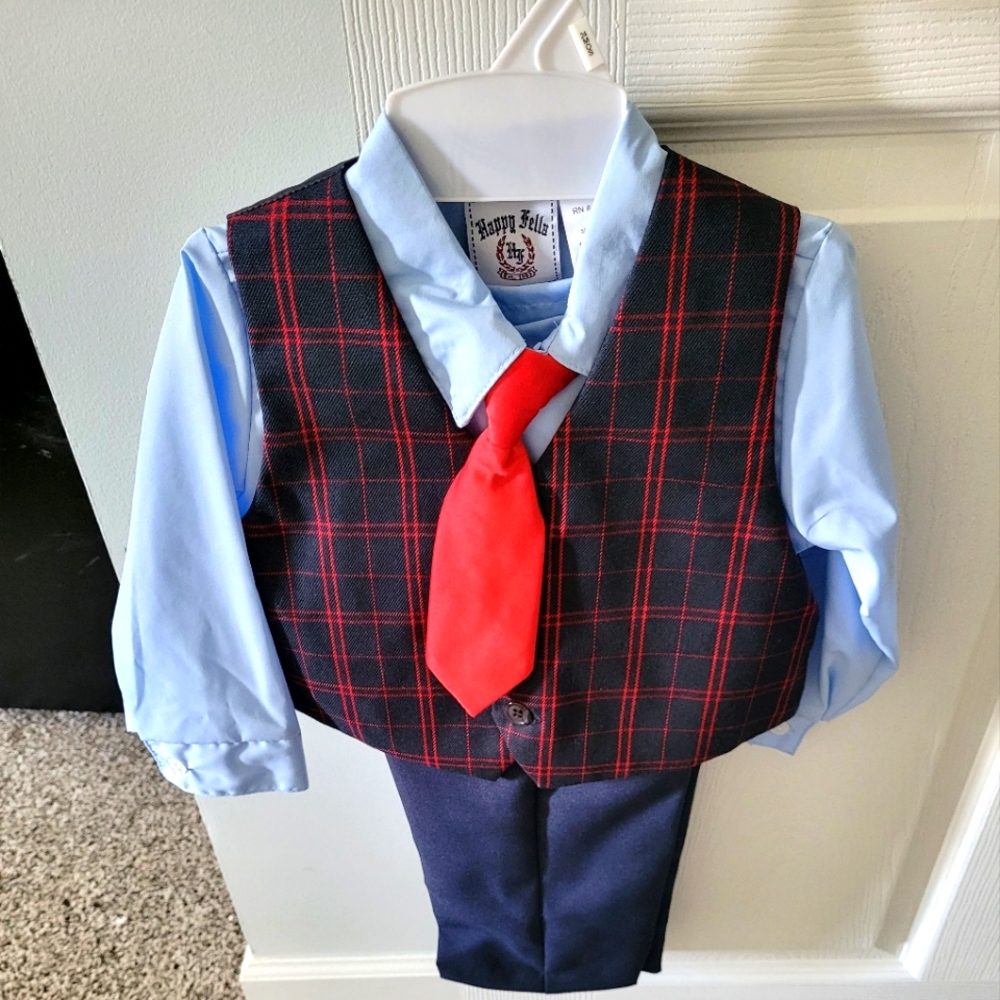New w/tags! Little Gentleman's set!!! Blue and Red formal set with Tie 24 months